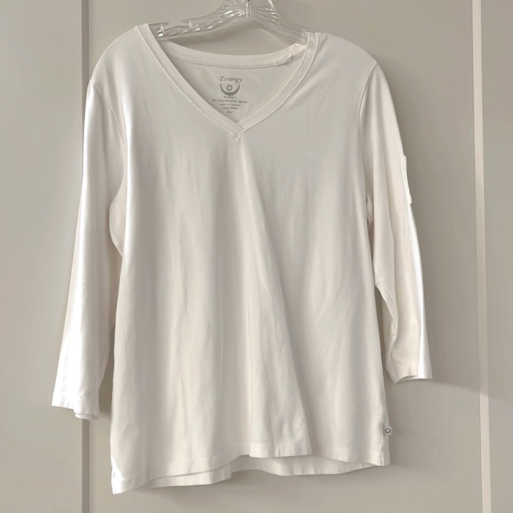 Zenergy by Chico’s white rope 3/4 sleeves size 2 / US 12